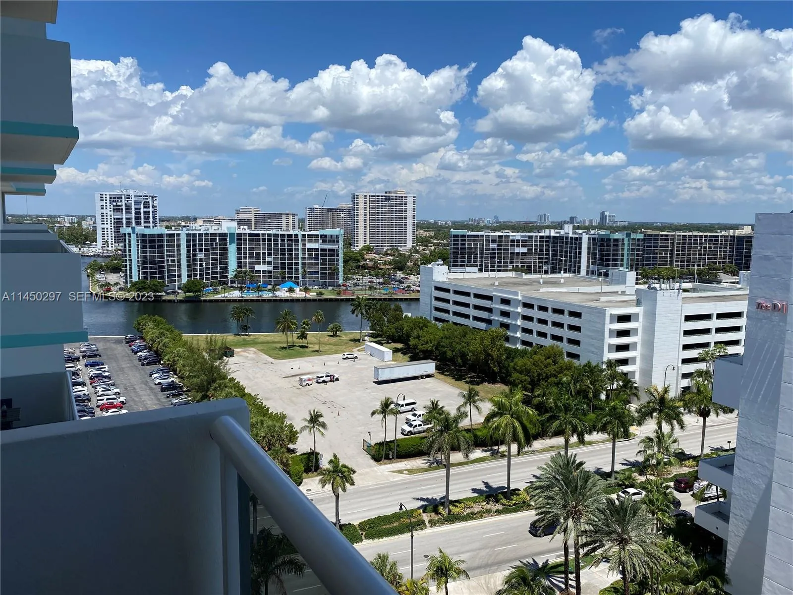 Foto de propiedad en 3725 S Ocean Drive 1521, Hollywood, FL 33019 Hollywood con MLS# 