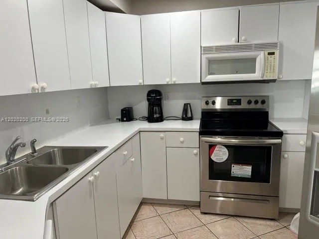 Foto de propiedad en 3725 S Ocean Drive 615, Hollywood, FL 33019 Hollywood con MLS#