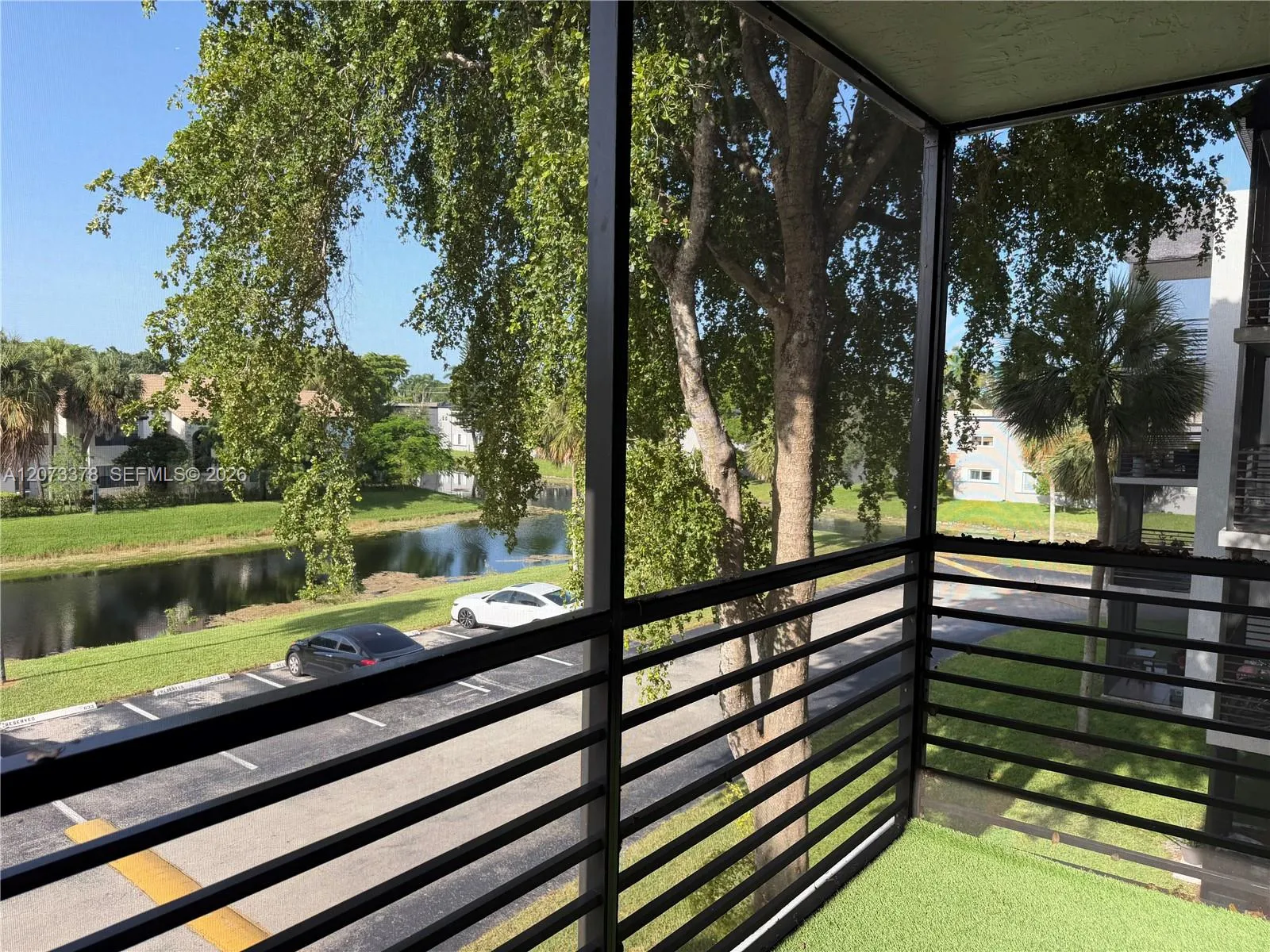 Foto de propiedad en 3730 N Pine Island Road 344, Sunrise, FL 33351 Sunrise con MLS# 