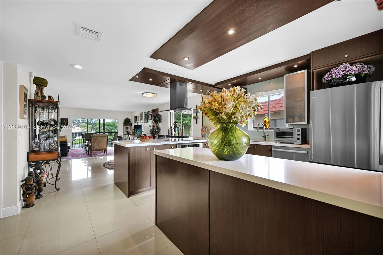 En Venta 374 Lakeview Drive 204, Weston, FL 33326, Weston, FL 33326