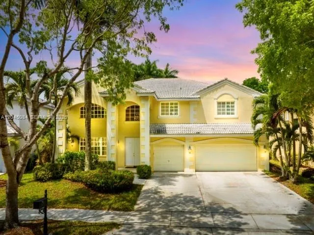 Foto de propiedad en 3745 Heron Ridge Lane 3745, Weston, FL 33331 Weston con MLS# 