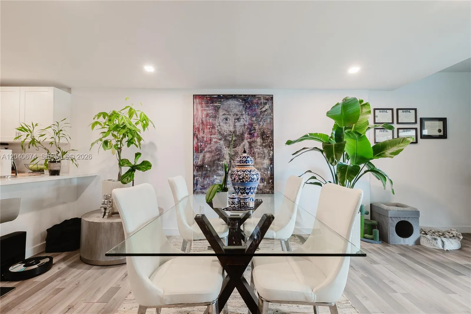 Foto de propiedad en 3745 NE 171st Street 27, North Miami Beach, FL 33160 North Miami Beach con MLS# 