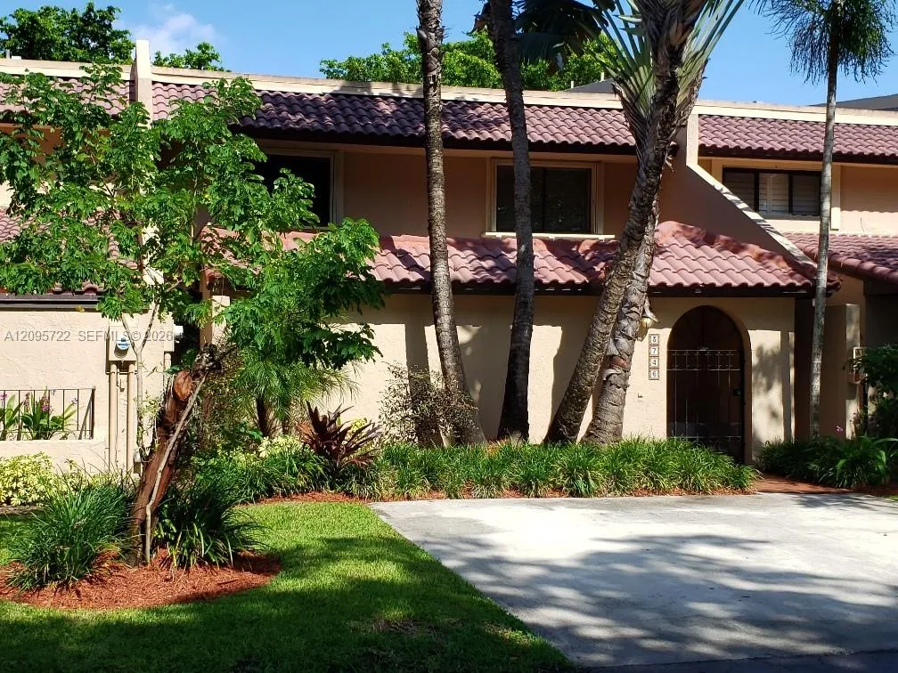 En Venta 3746 Alcantara Avenue 70-D, Doral, FL 33178, Doral, FL 33178