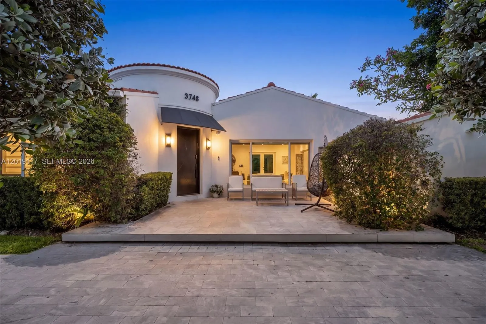 Foto de propiedad en 3748 Prairie Avenue, Miami Beach, FL 33140 Miami Beach con MLS# 