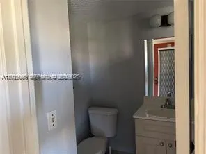 Foto de propiedad en 3774 Inverrary Boulevard 305P, Lauderhill, FL 33319 Lauderhill con MLS# 