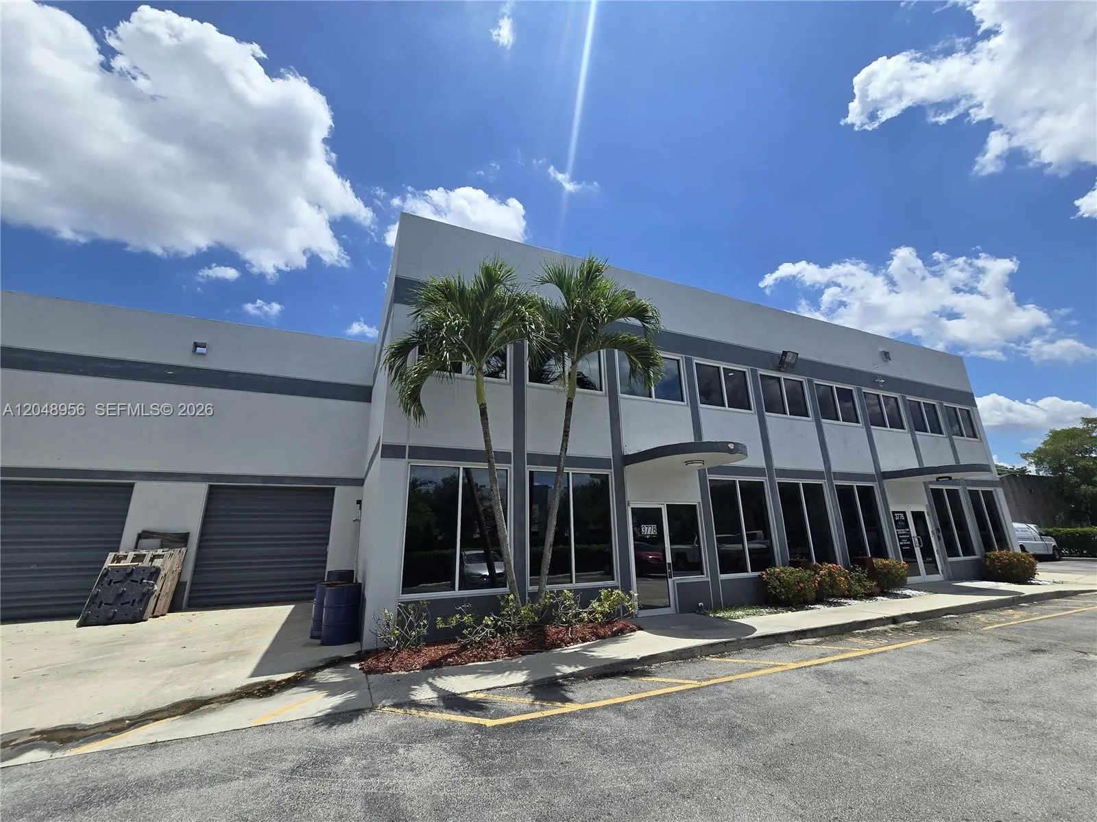 Foto de propiedad en 3778 NW 124th Avenue, Coral Springs, FL 33065 Coral Springs con MLS# 