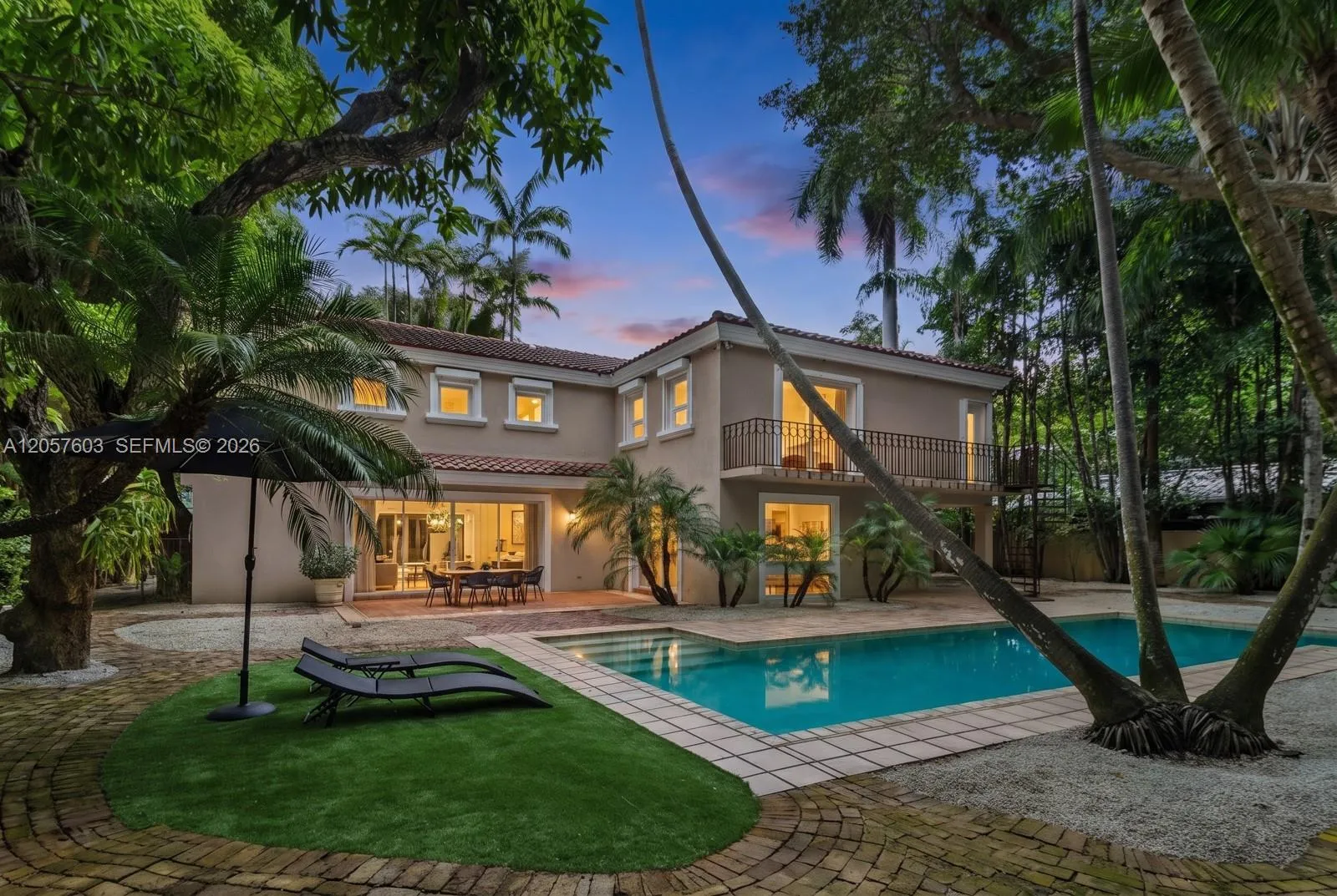 Foto de propiedad en 3798 Matheson Avenue, Miami, FL 33133 Miami con MLS# 