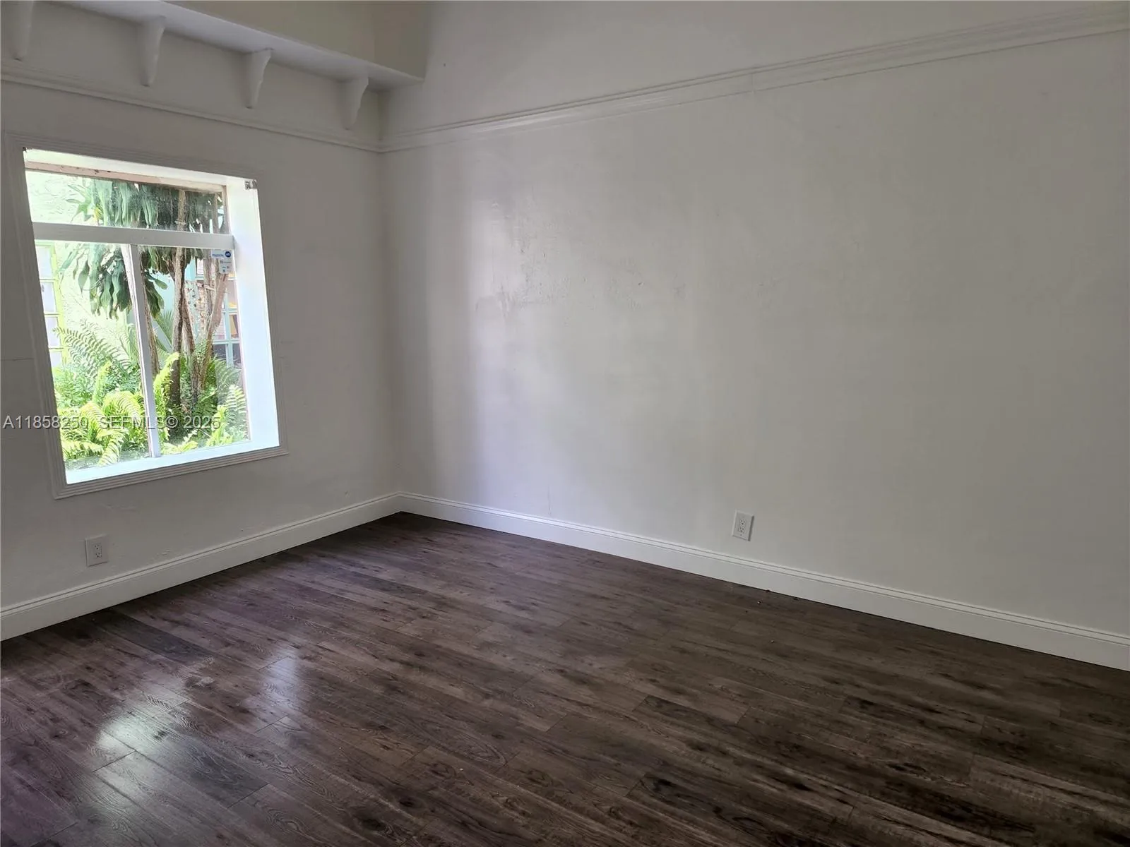 Foto de propiedad en 38 S Federal Highway 7, Dania Beach, FL 33004 Dania Beach con MLS# 