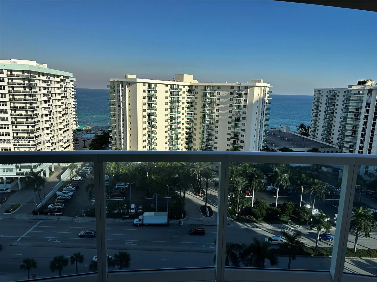 Foto de propiedad en 3800 E Ocean Drive 1518, Hollywood, FL 33019 Hollywood con MLS#