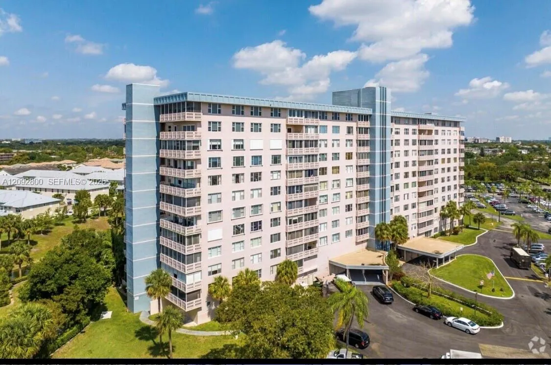 En Venta 3800 Hillcrest Drive 523, Hollywood, FL 33021, Hollywood, FL 33021