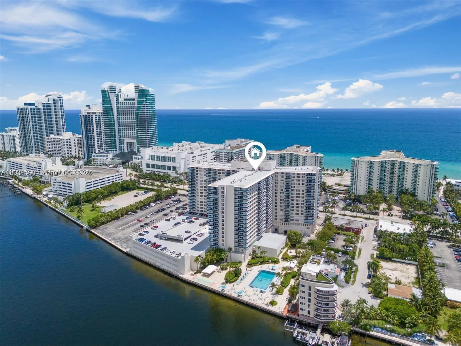 Foto de propiedad en 3800 S Ocean Drive 1816 (AVAILABLE NOW), Hollywood, FL 33019 Hollywood con MLS#