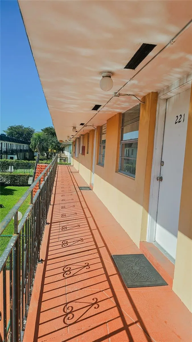 En Renta 3800 SW 102nd Avenue 221, Miami, FL 33165, Miami, FL 33165