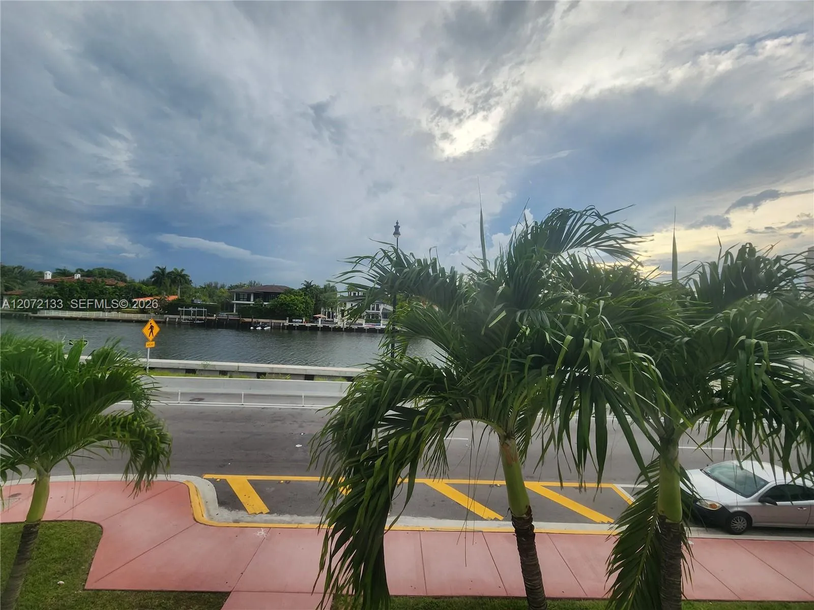 Foto de propiedad en 3801 Indian Creek Drive 201, Miami Beach, FL 33140 Miami Beach con MLS# 