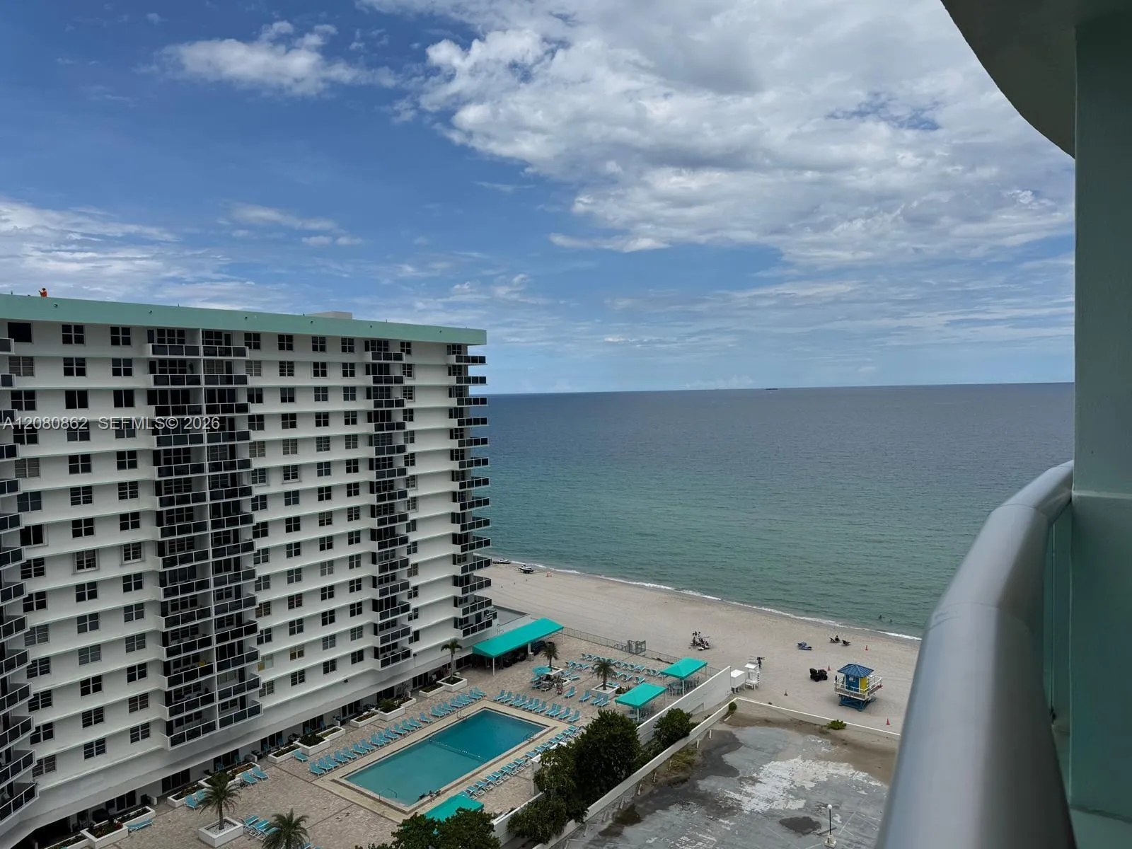 Foto de propiedad en 3801 S Ocean Drive 15A, Hollywood, FL 33019 Hollywood con MLS# 