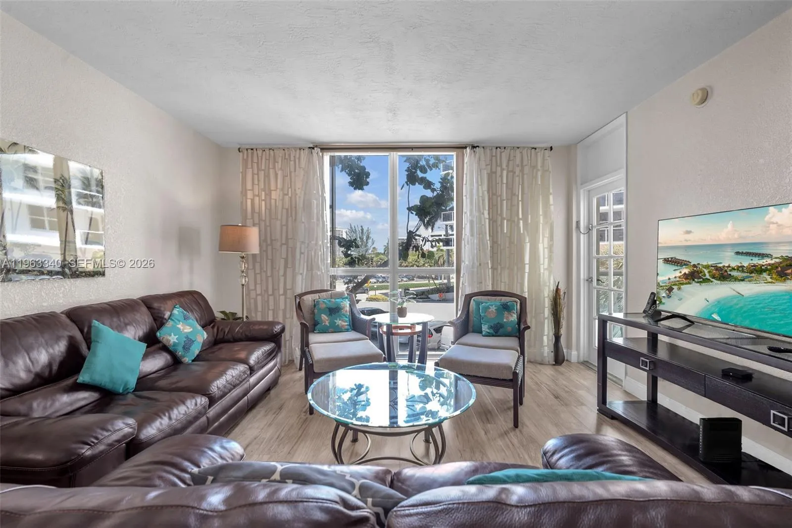 Foto de propiedad en 3801 S Ocean Drive 2W, Hollywood, FL 33019 Hollywood con MLS# 