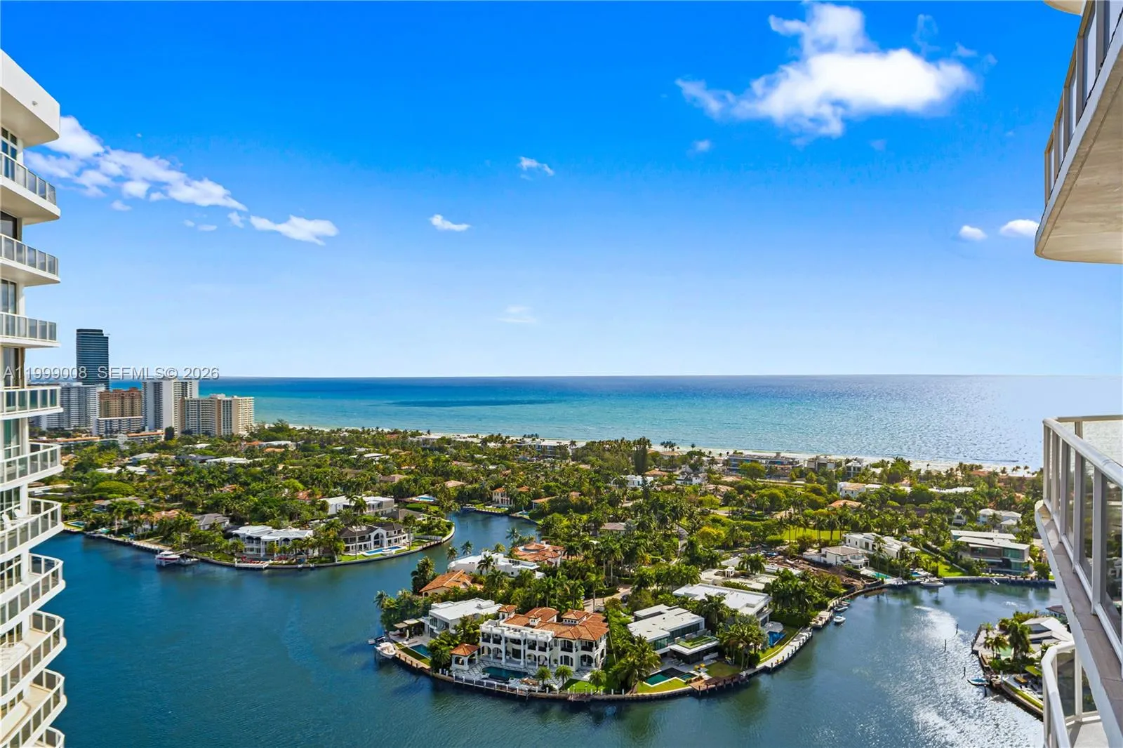 Foto de propiedad en 3802 NE 207th Street 2704, Aventura, FL 33180 Aventura con MLS#