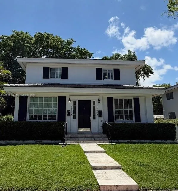 Foto de propiedad en 3808 Ponce De Leon Boulevard A, Coral Gables, FL 33134 Coral Gables con MLS# 