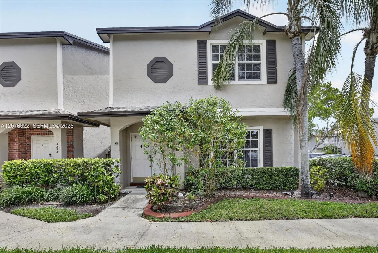 Foto de propiedad en 3815 NW 122nd Terrace, Sunrise, FL 33323 Sunrise con MLS# 