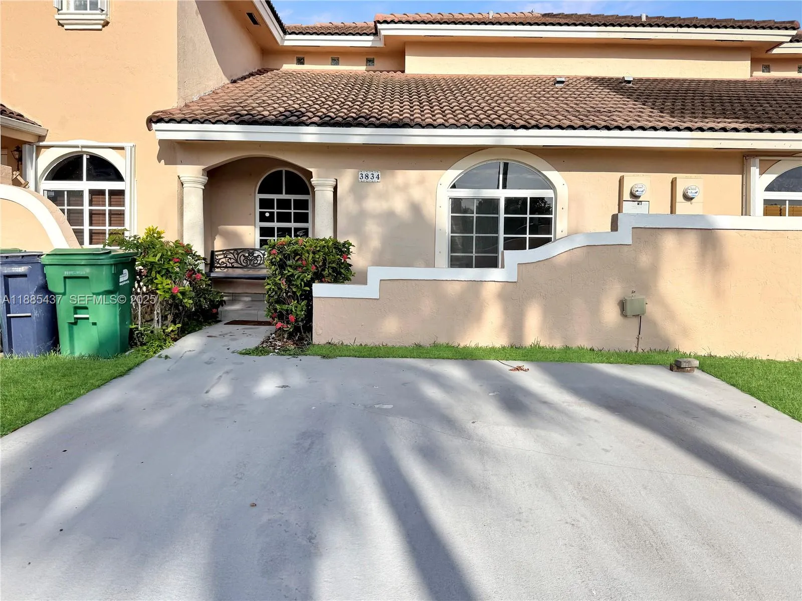Vendido 3834 SW 153rd Place ., Miami, FL 33185, Miami, FL 33185
