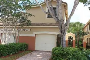 Foto de propiedad en 3839 Pond Apple Drive 6, Weston, FL 33332 Weston con MLS# 