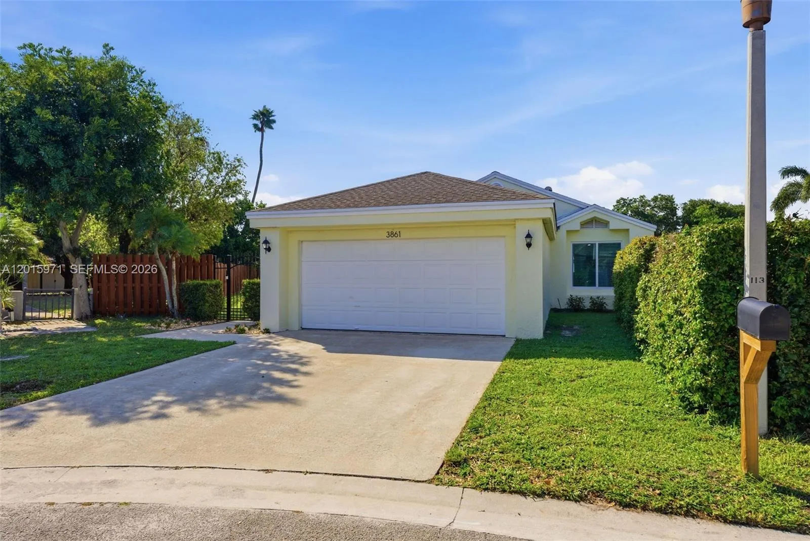 Vendido 3861 NW 20th Street, Coconut Creek, FL 33066, Coconut Creek, FL 33066