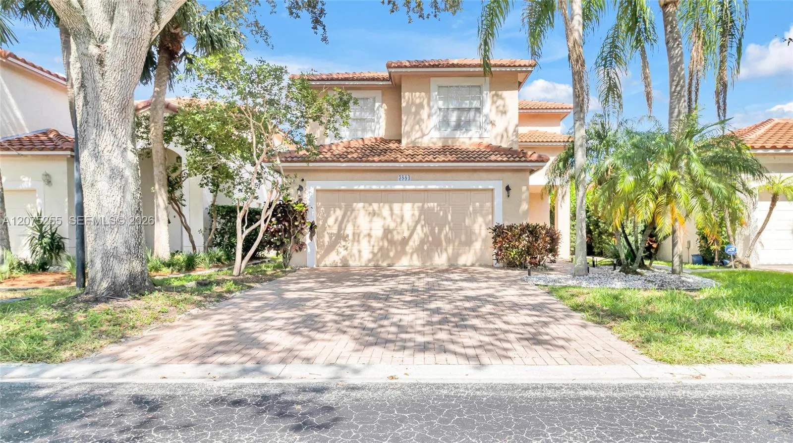 Foto de propiedad en 3884 NW 63rd Terrace, Coral Springs, FL 33067 Coral Springs con MLS# 