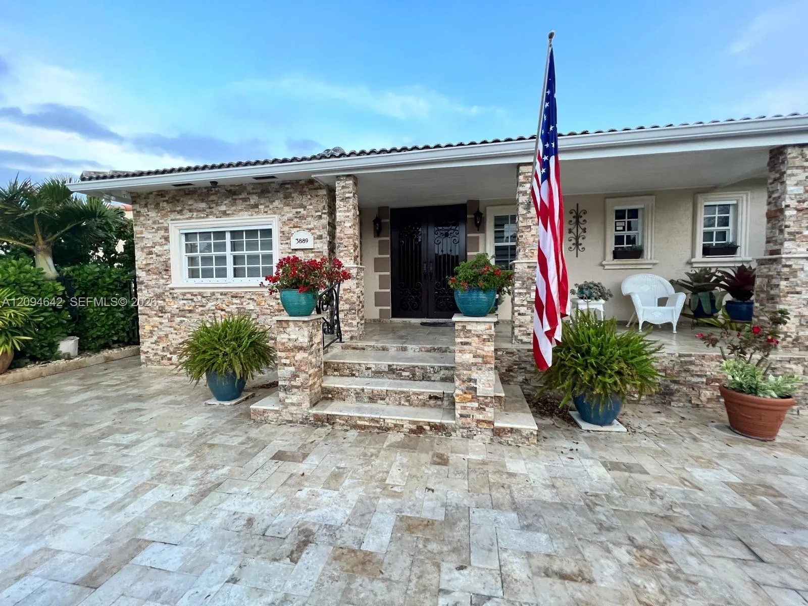 En Venta 3889 NW 5th Street, Miami, FL 33126, Miami, FL 33126