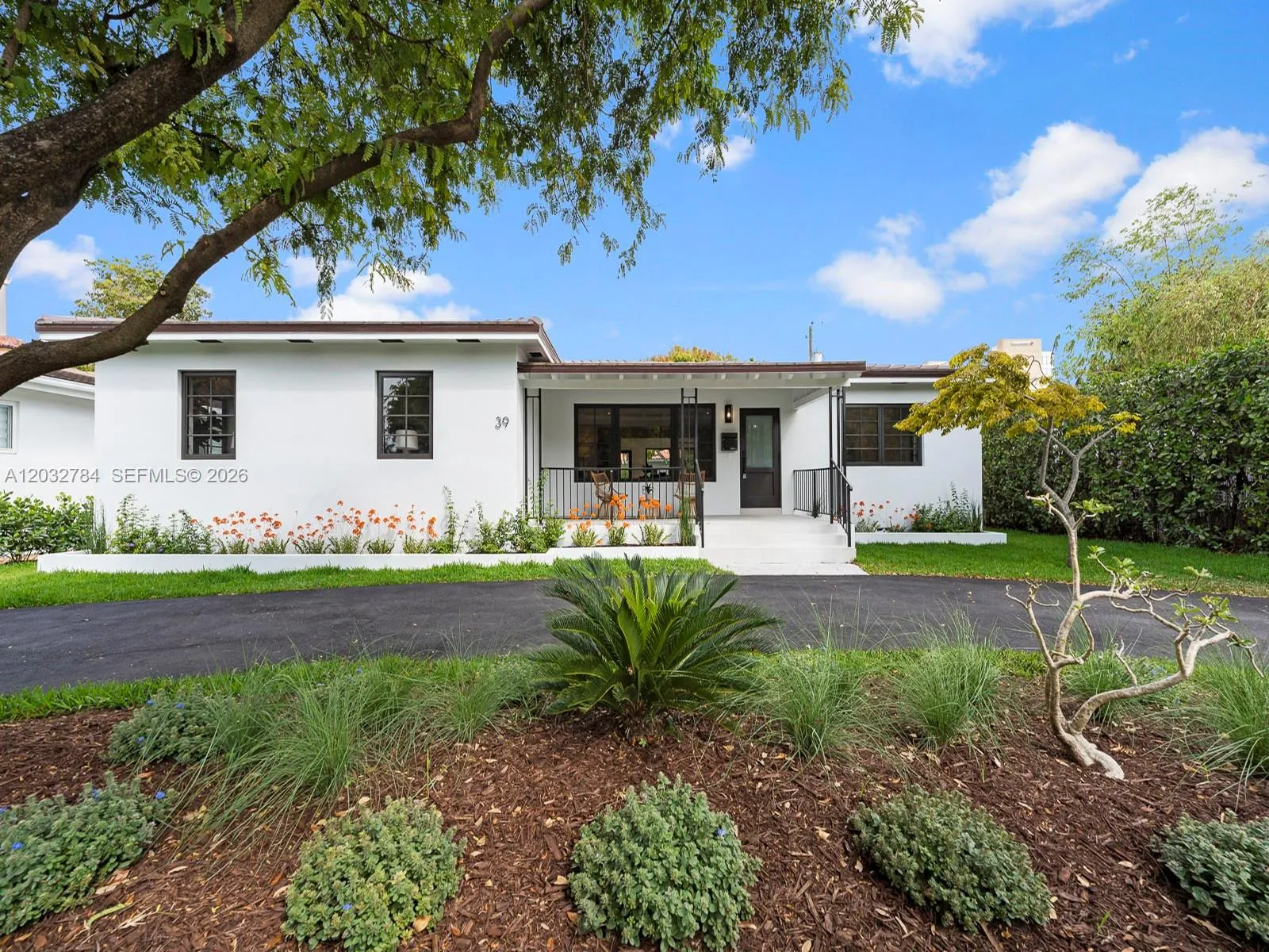 Foto de propiedad en 39 Palermo Avenue, Coral Gables, FL 33134 Coral Gables con MLS# 