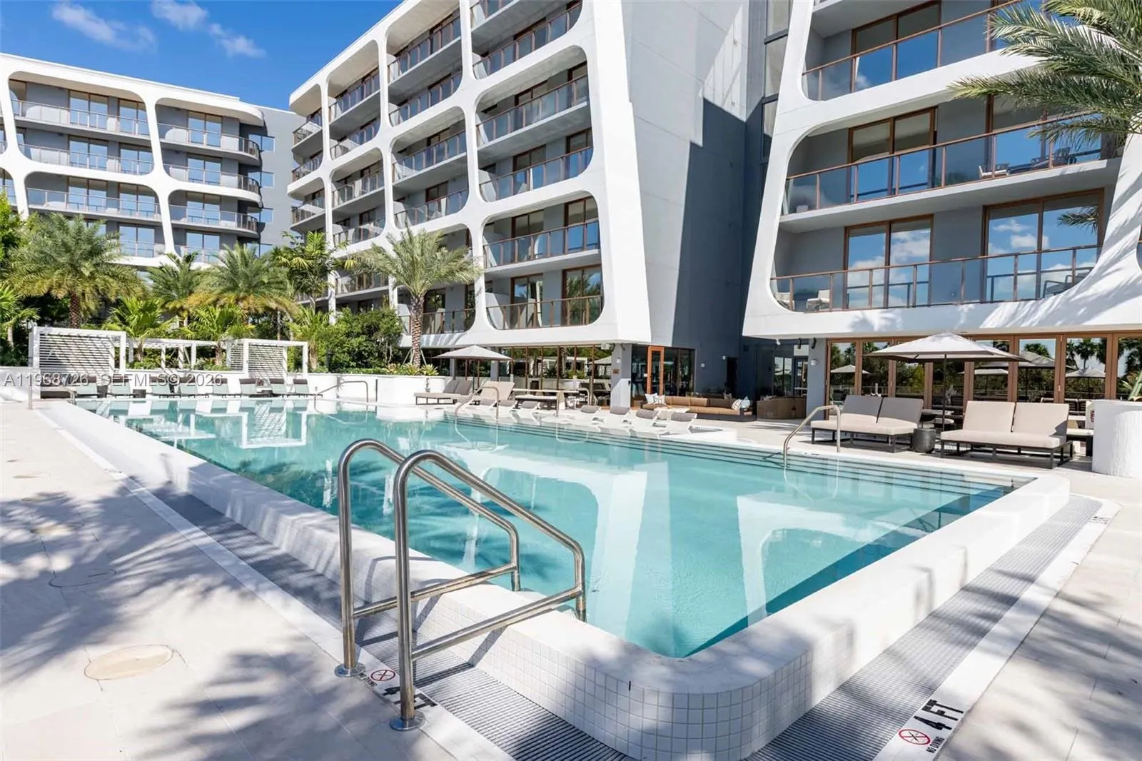 Foto de propiedad en 3900 Alton Road 312, Miami Beach, FL 33140 Miami Beach con MLS# 