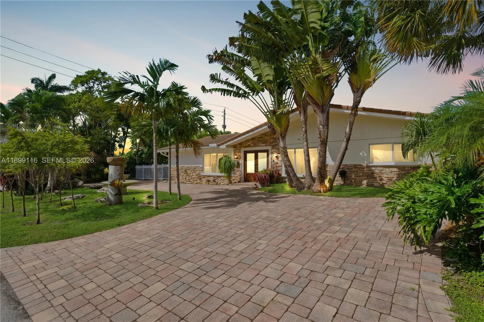 Vendido 3901 NE 25th Avenue, Lighthouse Point, FL 33064, Lighthouse Point, FL 33064