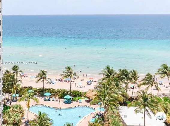Foto de propiedad en 3901 S Ocean Drive 11M, Hollywood, FL 33019 Hollywood con MLS#