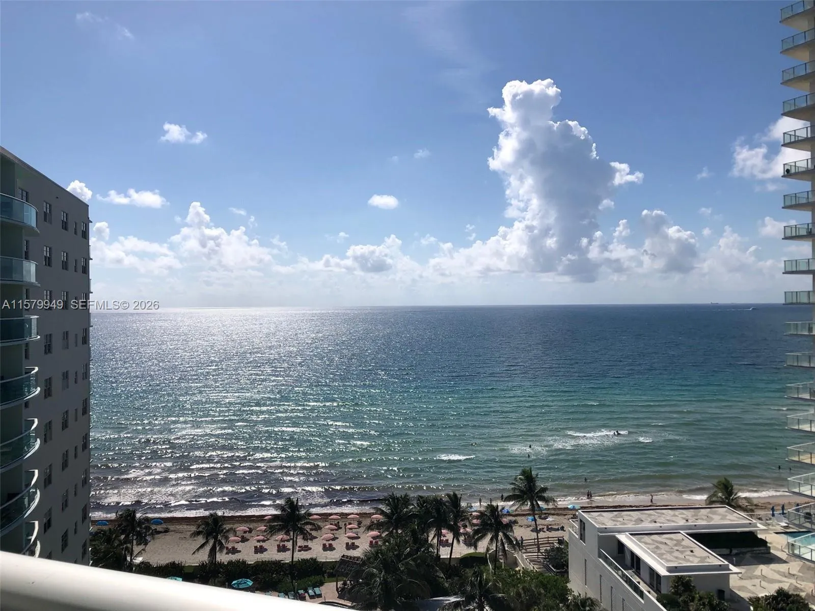 Foto de propiedad en 3901 S Ocean Drive 14M, Hollywood, FL 33019 Hollywood con MLS#