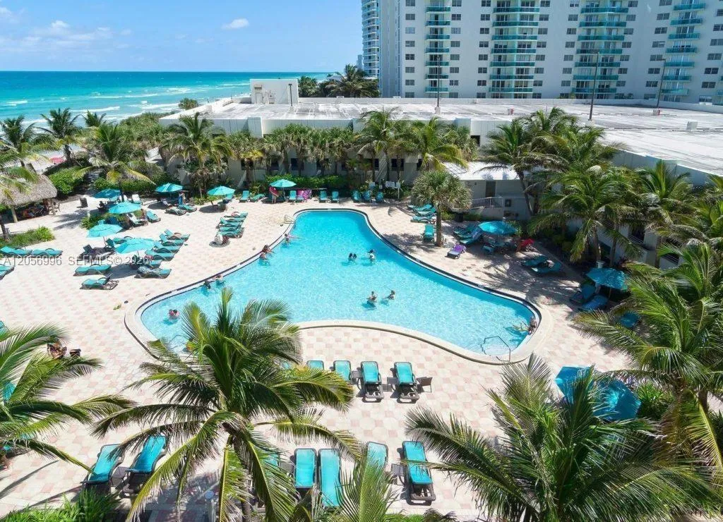 Foto de propiedad en 3901 S Ocean Drive 4P, Hollywood, FL 33019 Hollywood con MLS#