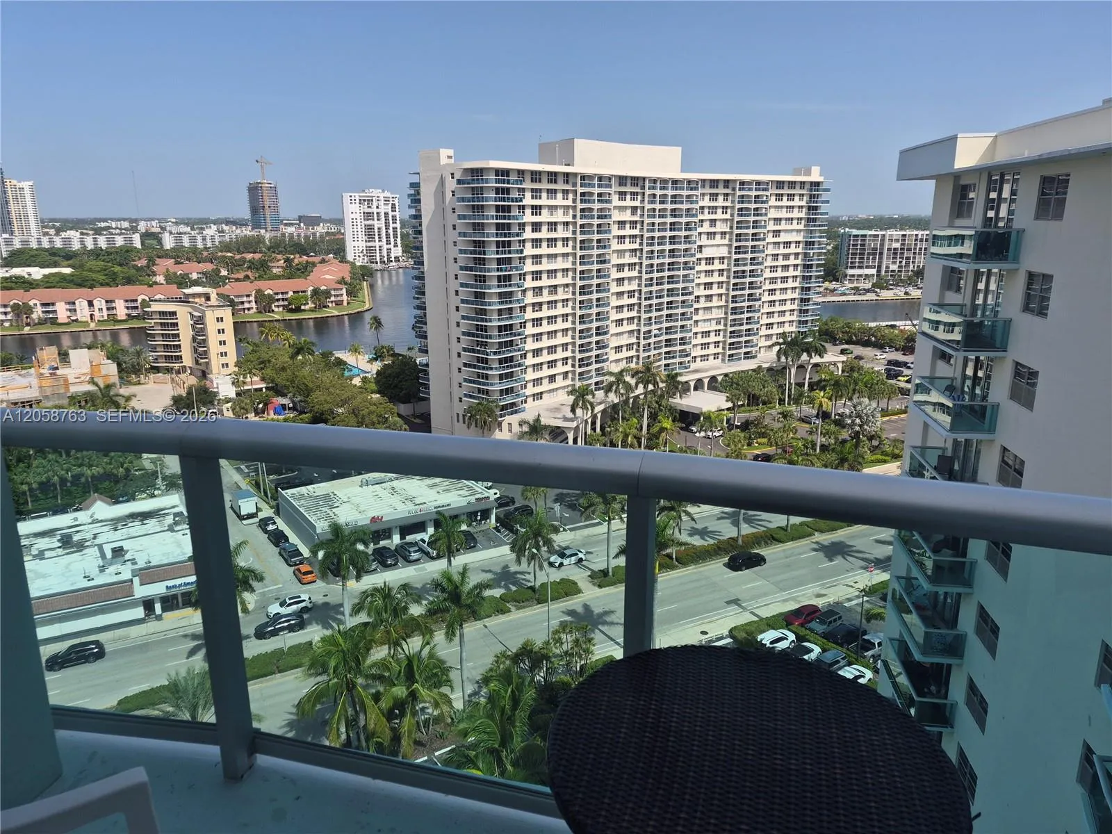 Foto de propiedad en 3901 S Ocean Drive PH16R, Hollywood, FL 33019 Hollywood con MLS#