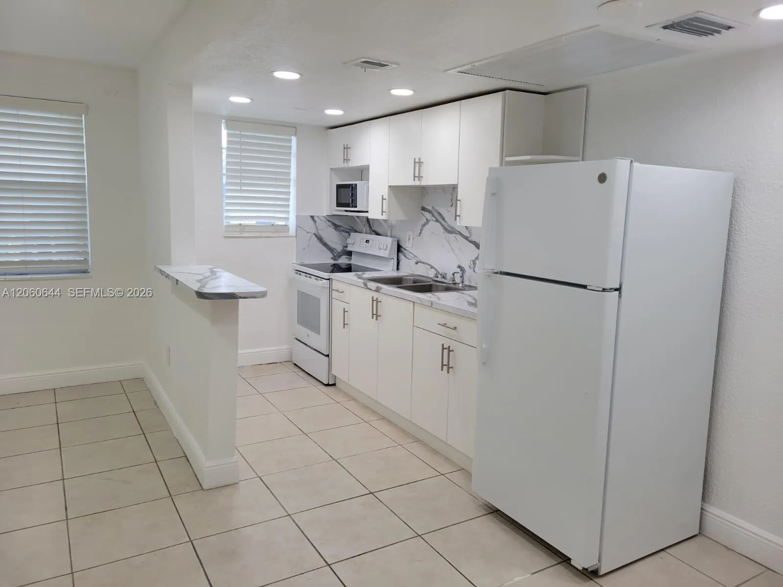 Foto de propiedad en 3901 SW 112th Avenue 50, Miami, FL 33165 Miami con MLS# 