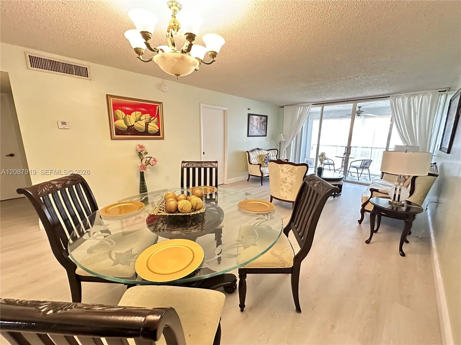 En Renta 3910 Inverrary Boulevard 202-B, Lauderhill, FL 33319, Lauderhill, FL 33319