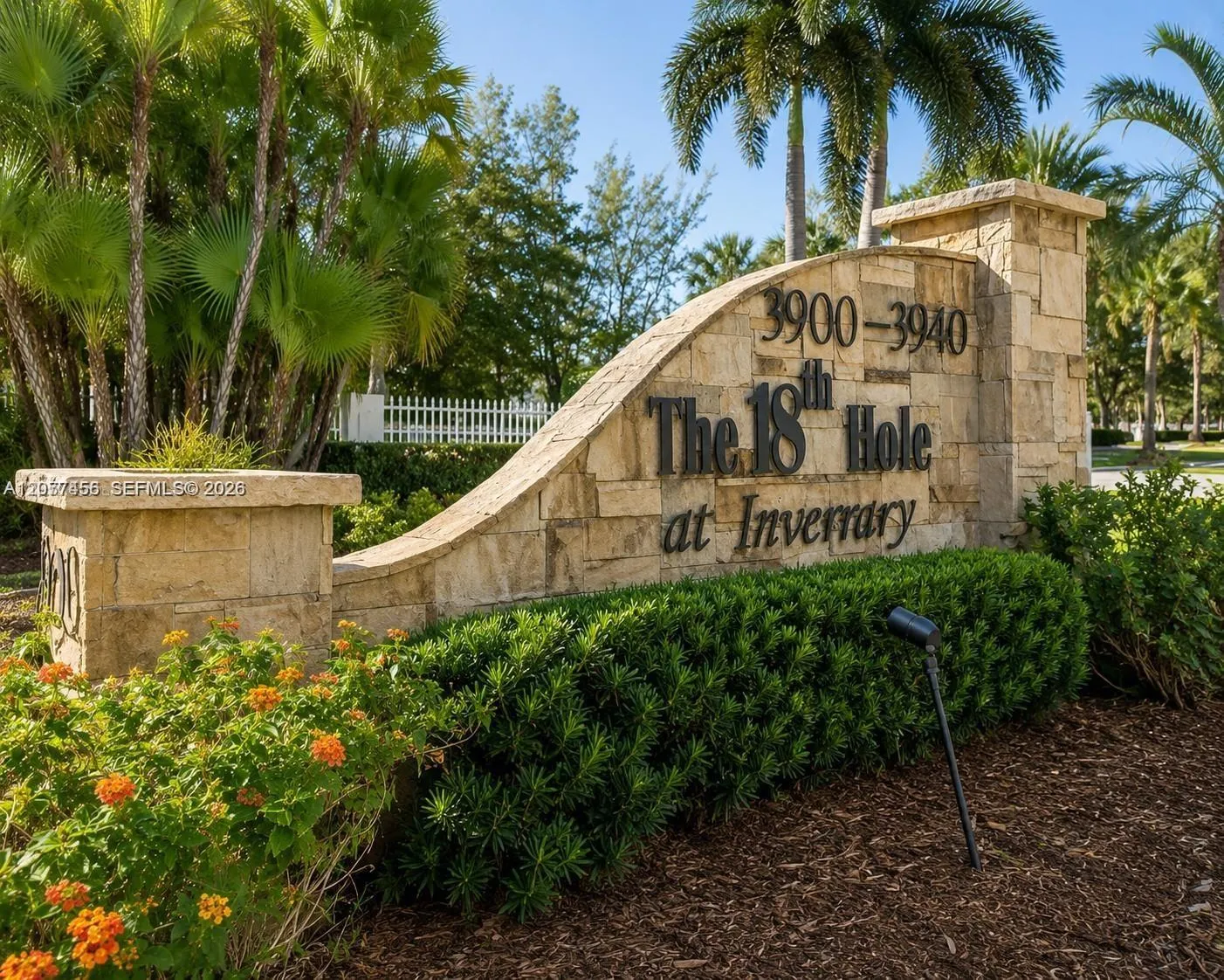 Foto de propiedad en 3910 Inverrary Boulevard 603-B, Lauderhill, FL 33319 Lauderhill con MLS# 