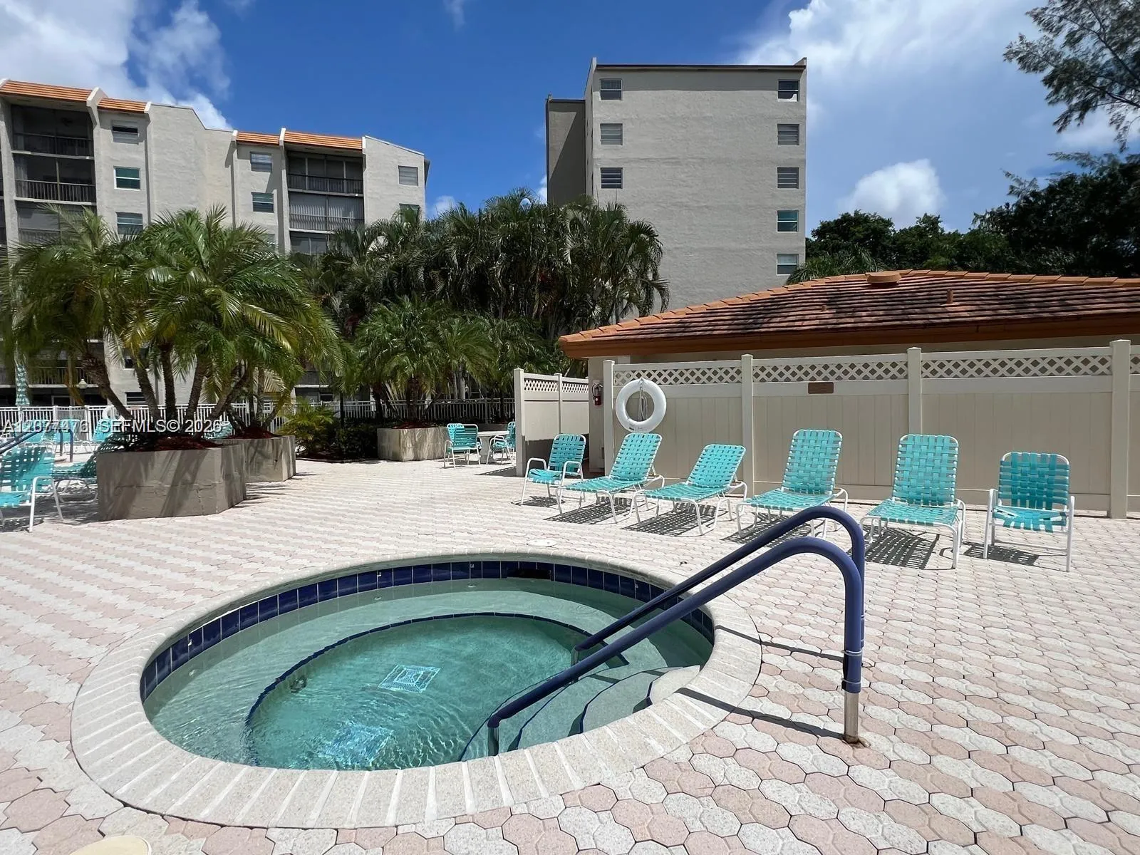 En Venta 3910 Inverrary Boulevard 603-B, Lauderhill, FL 33319, Lauderhill, FL 33319