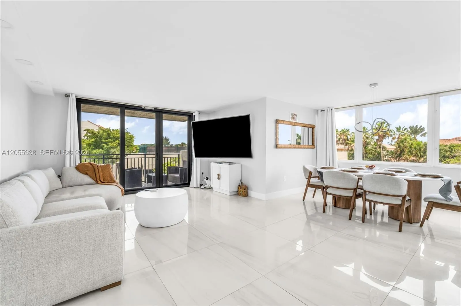 Foto de propiedad en 3912 S Ocean Boulevard 306, Highland Beach, FL 33487 Highland Beach con MLS# 