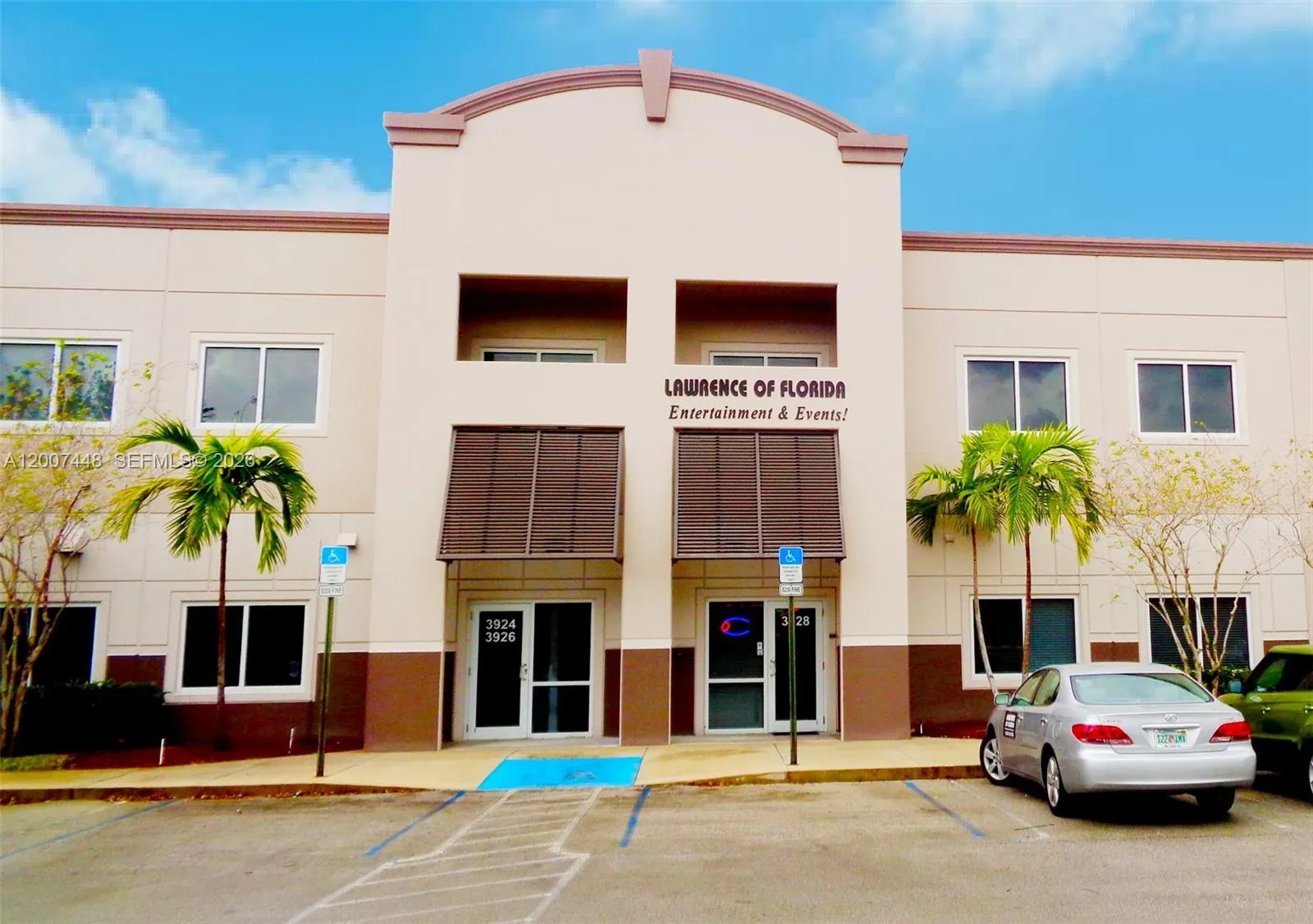 Foto de propiedad en 3924 Coral Ridge Drive 7, Coral Springs, FL 33065 Coral Springs con MLS# 