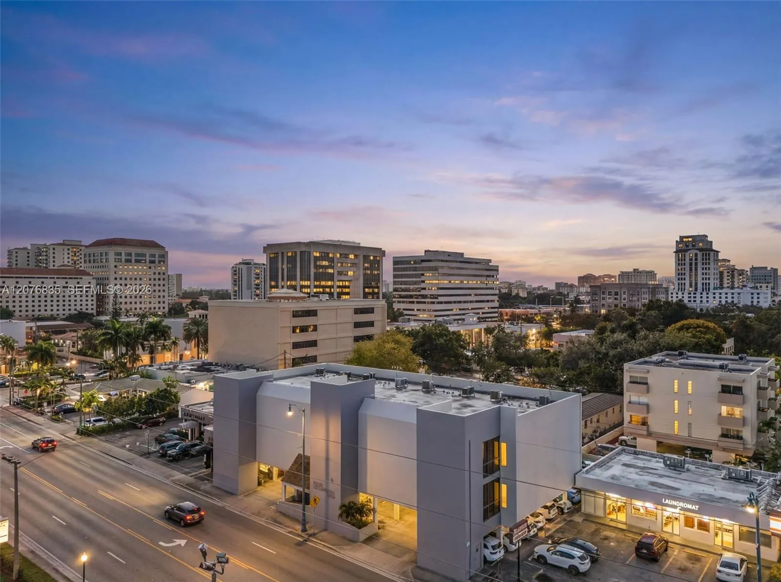 Foto de propiedad en 3934 SW 8th Street 301, Coral Gables, FL 33134 Coral Gables con MLS# 