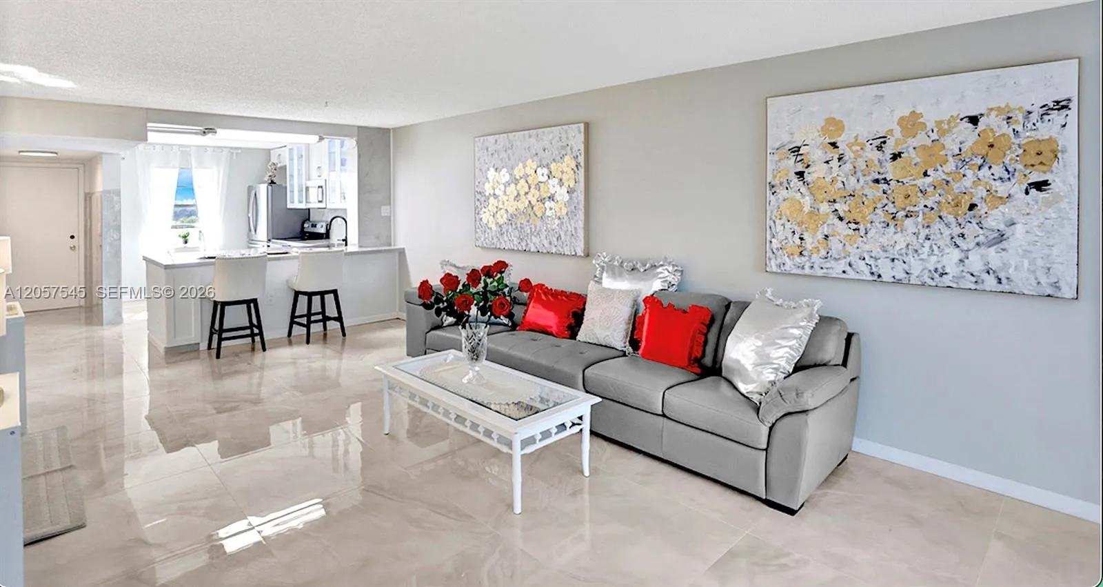 Foto de propiedad en 3940 Inverrary Boulevard 703-A, Lauderhill, FL 33319 Lauderhill con MLS# 
