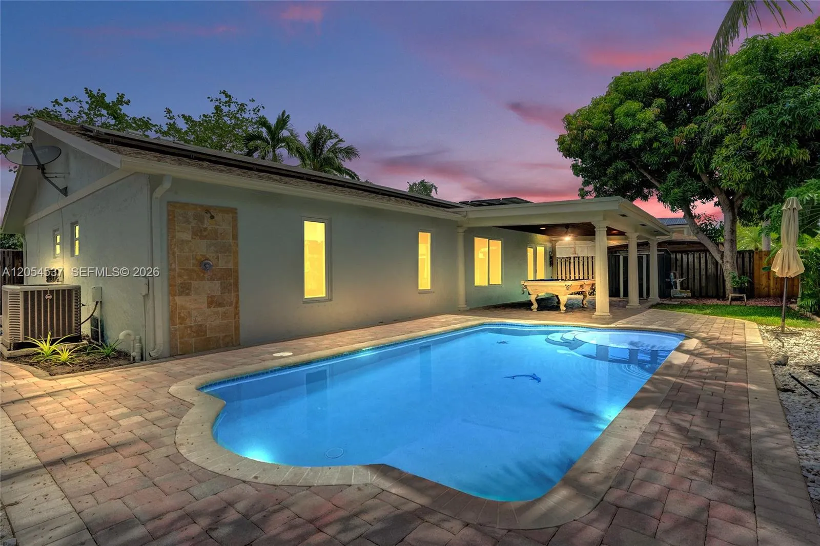 Foto de propiedad en 3946 NW 1st Drive, Deerfield Beach, FL 33442 Deerfield Beach con MLS# 