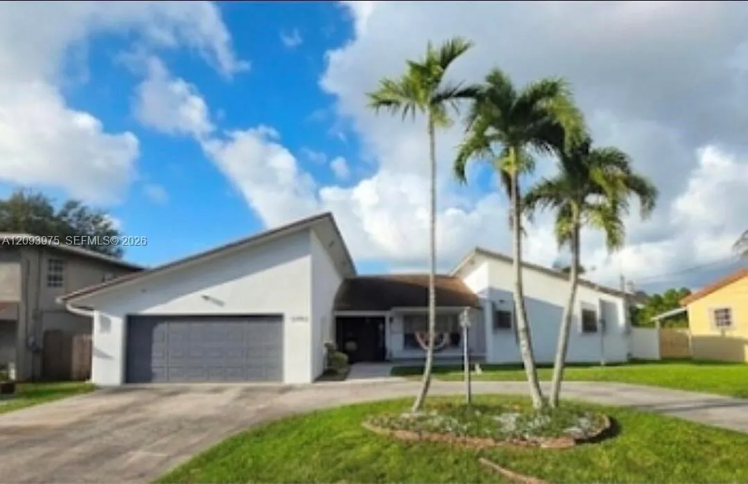 En Venta 3950 SW 4th Street, Miami, FL 33134, Miami, FL 33134