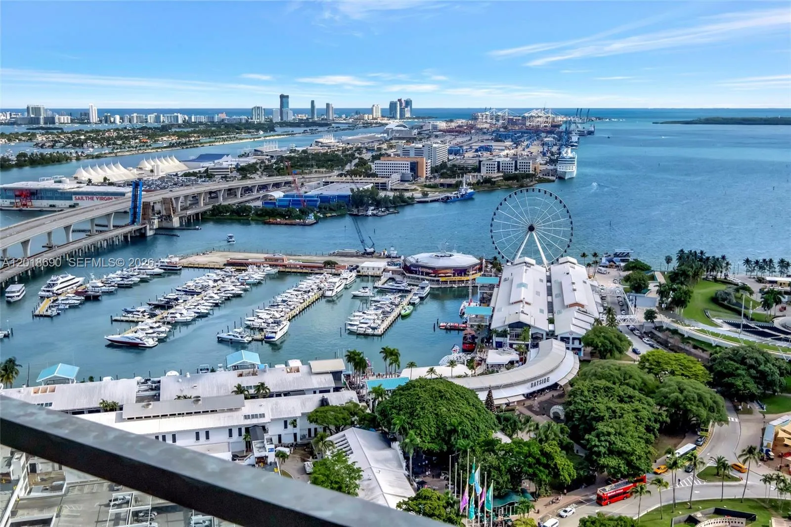 Foto de propiedad en 398 NE 5th Street 1407, Miami, FL 33132 Miami con MLS#