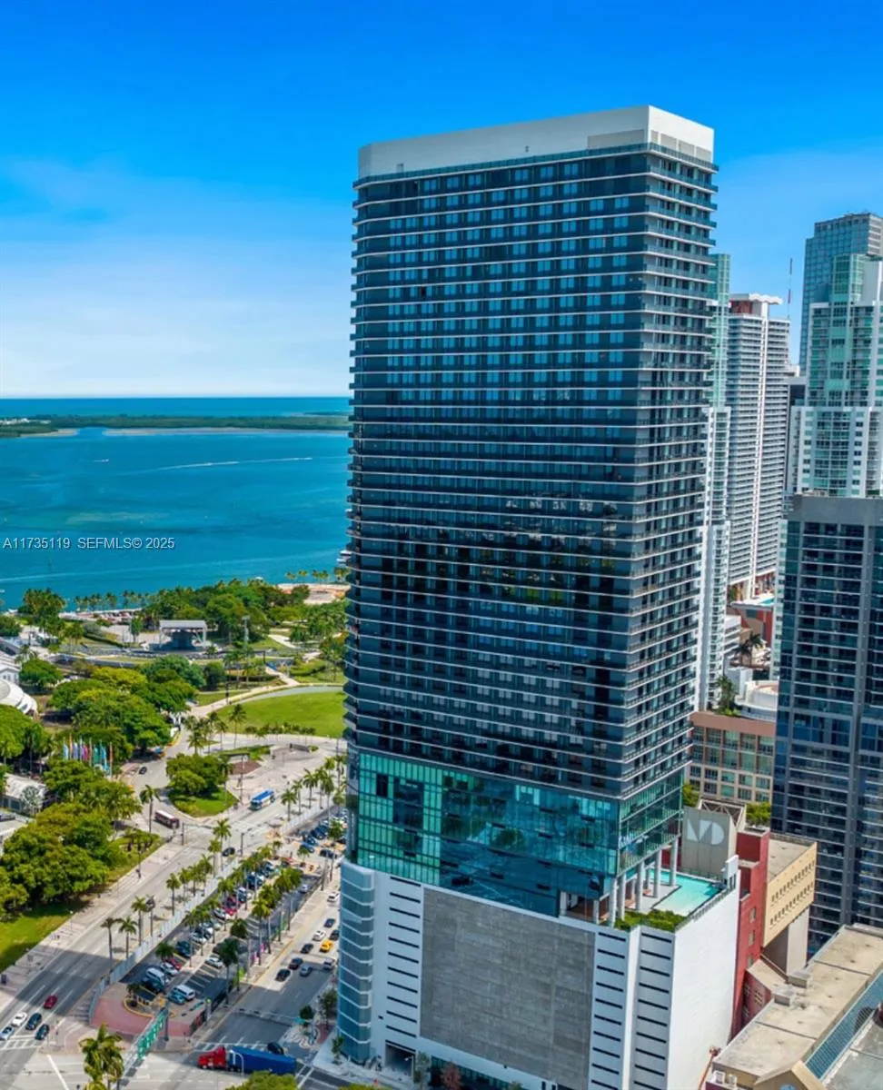 Foto de propiedad en 398 NE 5th Street 1510, Miami, FL 33132 Miami con MLS#