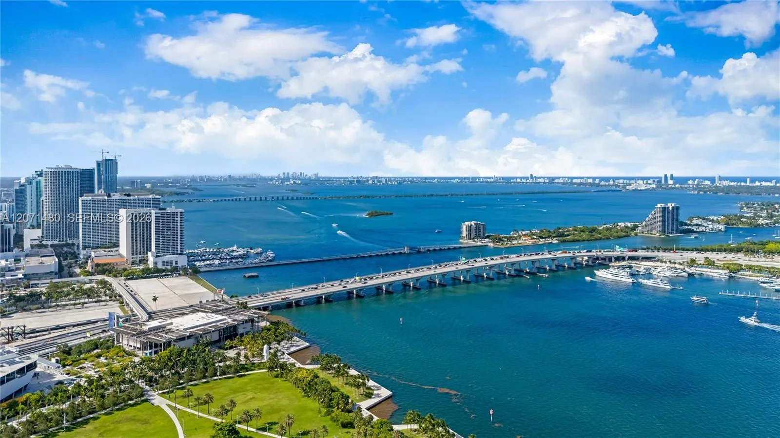 Foto de propiedad en 398 NE 5th Street 2118, Miami, FL 33132 Miami con MLS#
