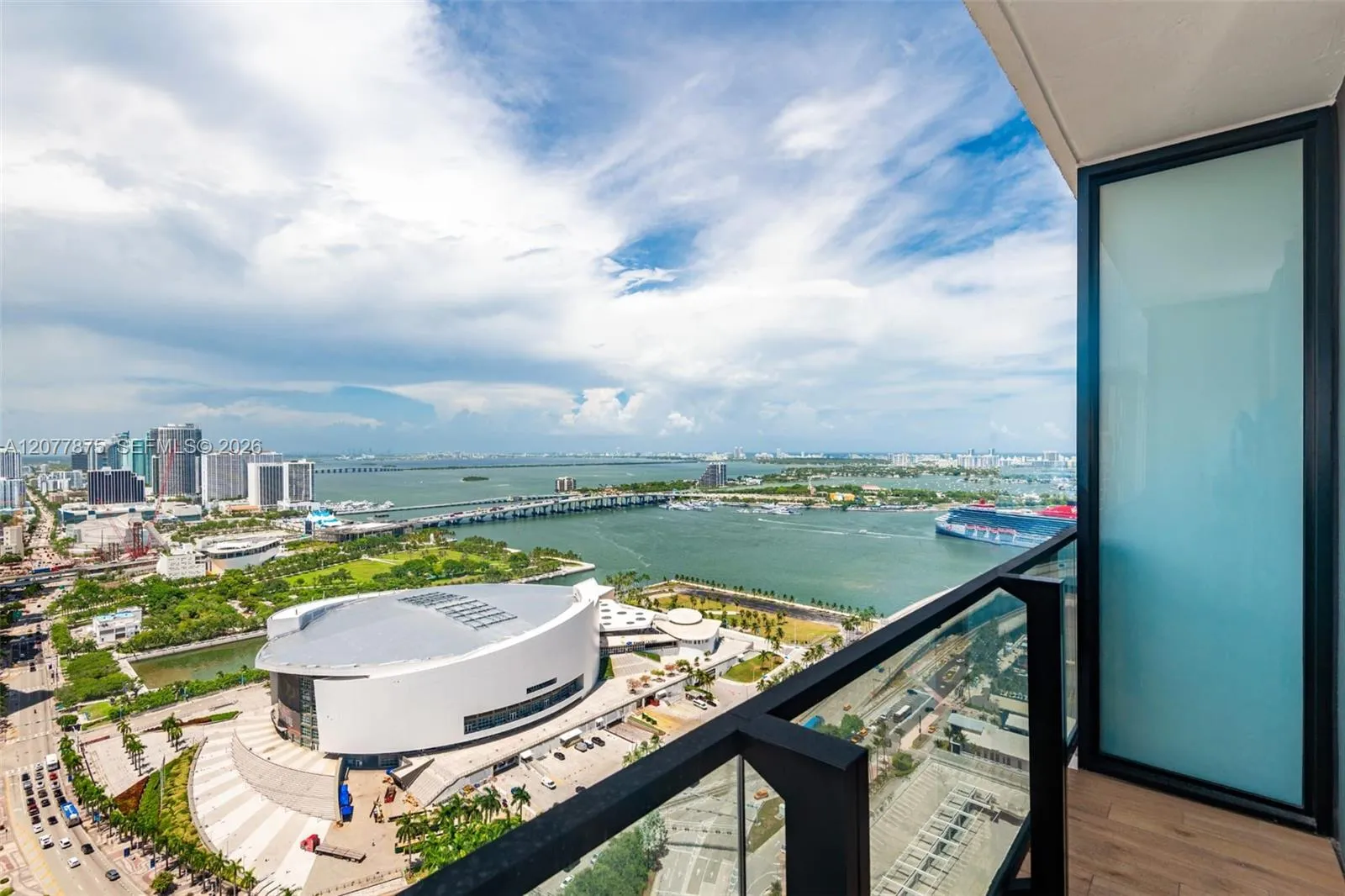 Foto de propiedad en 398 NE 5th Street 3104, Miami, FL 33132 Miami con MLS#
