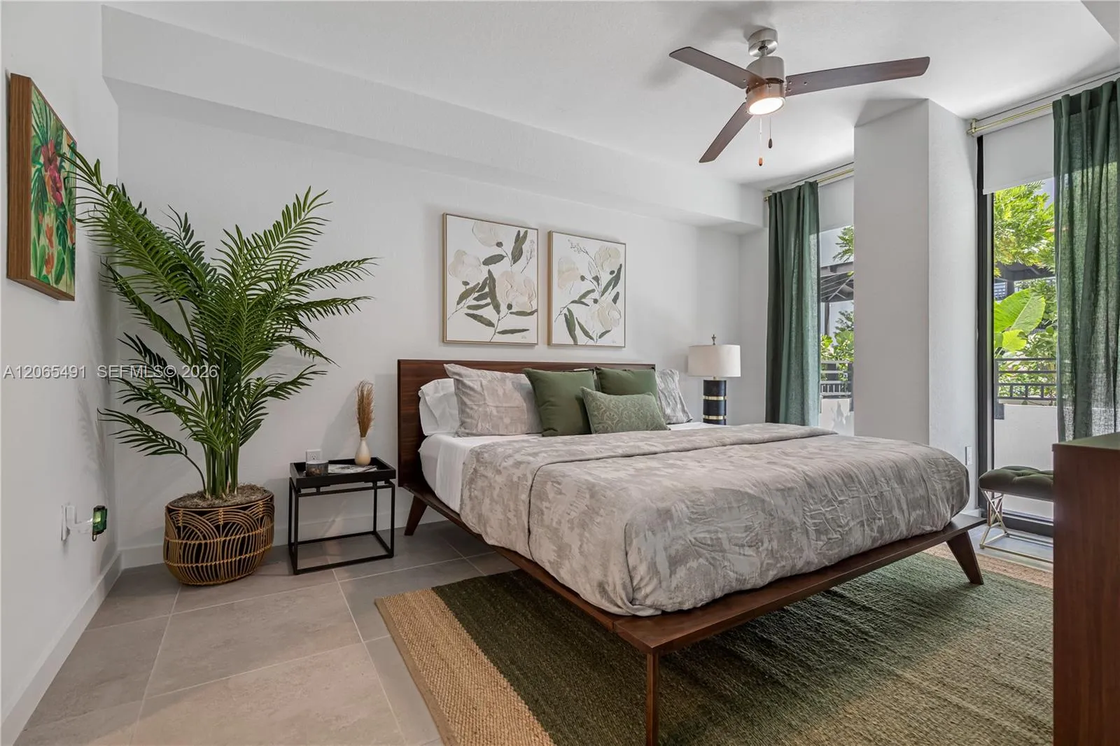 Foto de propiedad en 4 N Federal Highway 245, Dania Beach, FL 33004 Dania Beach con MLS# 