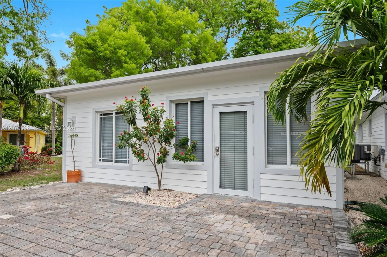 Foto de propiedad en 4 Transylvania Avenue B, Key Largo, FL 33037 Key Largo con MLS# 